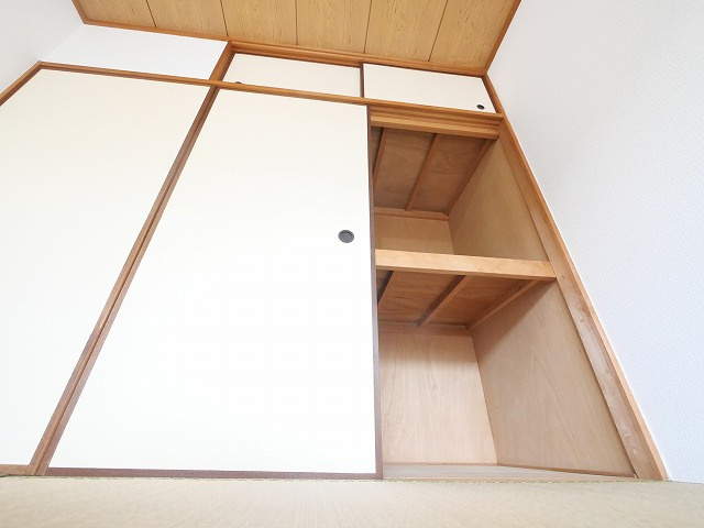 シャトレーハイツ光峰の収納|大きなスペースがあり、収納には困りません