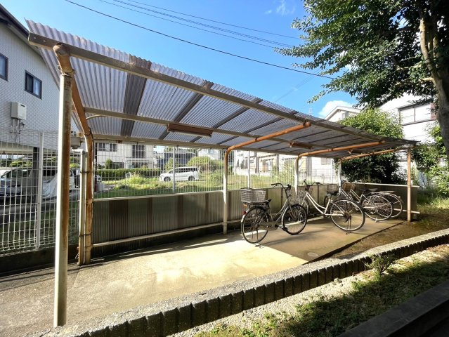 シャトレーハイツ光峰のその他共用部分|自転車置場です