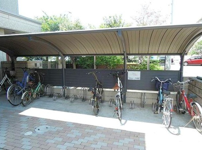 【その他共用部分】 | グランシャリオ | 自転車置場