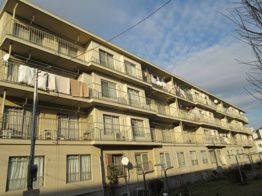長津田団地10号棟の画像