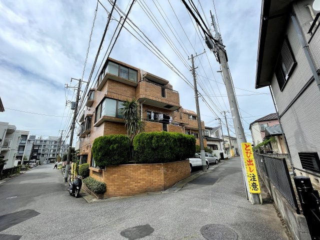 ストーンフィールドNo.５の駐車場