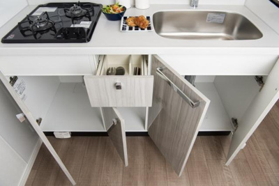 【バルコニー】 | エンクレスト空港通り