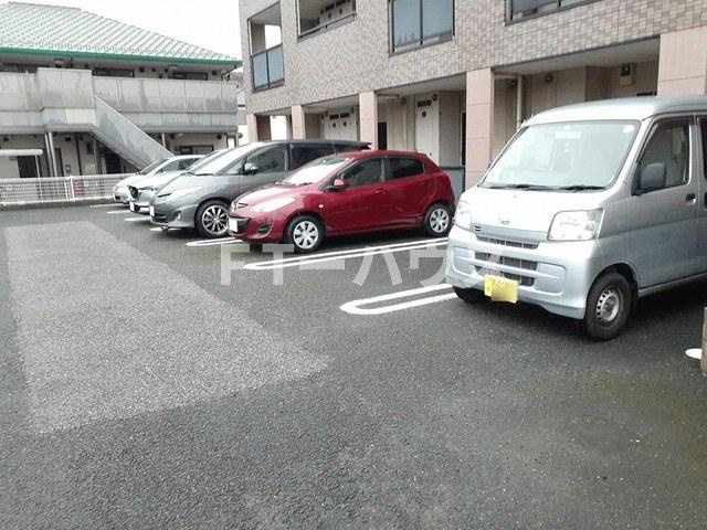 フォンテーヌ鷺沼の駐車場|駐車場