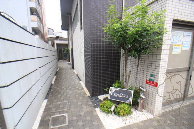 クレール十三のエントランス