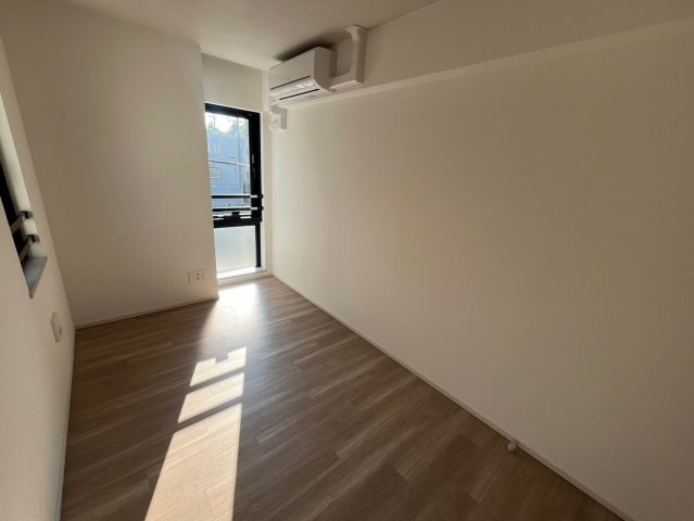 ミレーネ芦屋東山の居間・リビング
