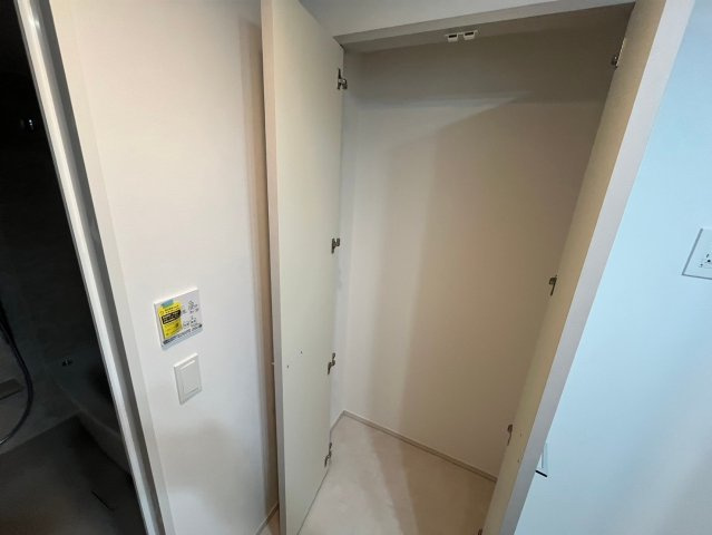 ミレーネ芦屋東山の玄関