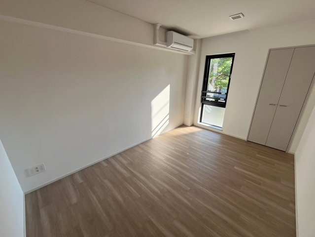 ミレーネ芦屋東山の居間・リビング