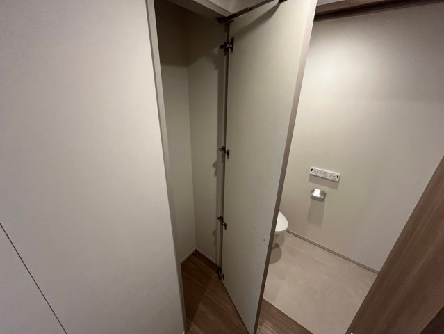 ミレーネ芦屋東山の玄関