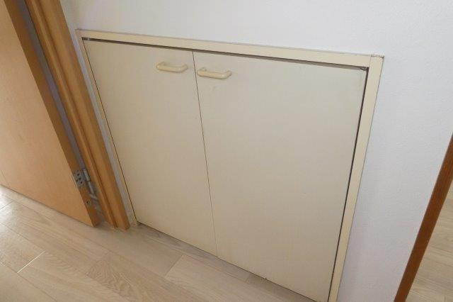 プレジール城の内ⅡＡの内装|シューズボックス