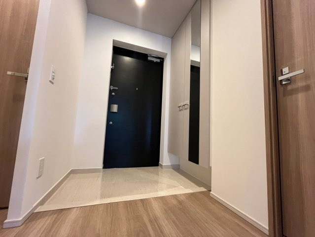 ミレーネ芦屋東山の玄関