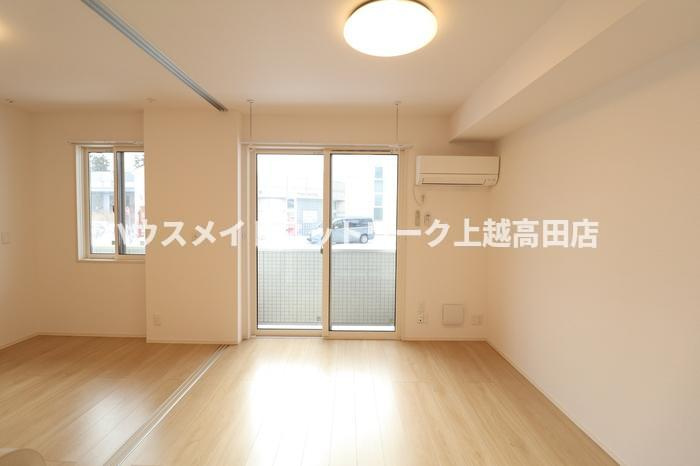 ラトン・ラヴールの居間・リビング|リビングダイニング