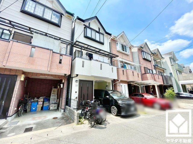 伏見区醍醐構口町の外観
