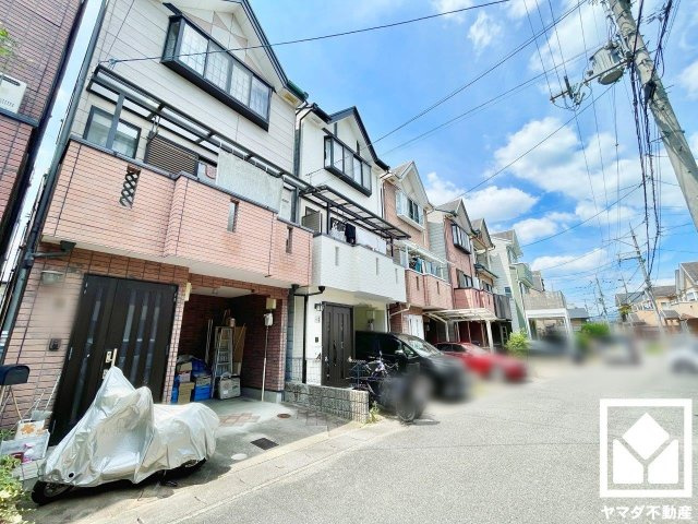 伏見区醍醐構口町の外観