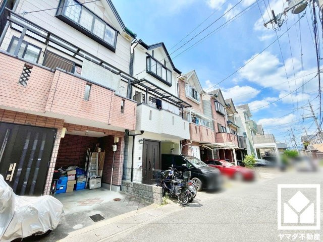 伏見区醍醐構口町の外観
