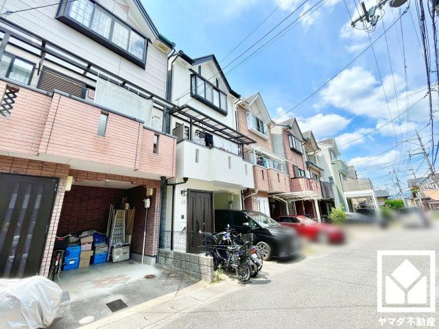 伏見区醍醐構口町の外観