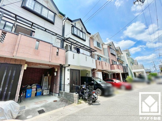 伏見区醍醐構口町の外観