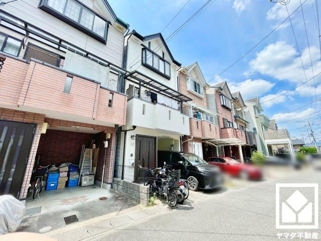 伏見区醍醐構口町の外観