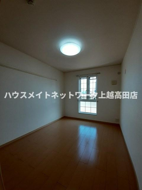 ミニョンアヴェニュールＡの内装|洋室
