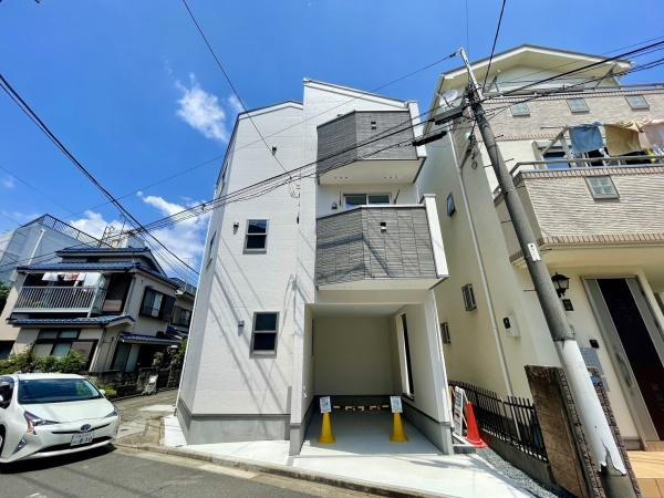 川崎市川崎区池上新町２丁目の新築一戸建の外観|陽当りの良さが伝わります！
是非、現地にてご確認下さい。