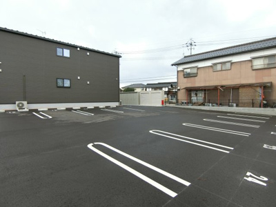 【駐車場】 | ニューカッスル　Ⅱ