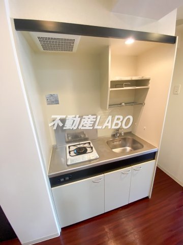 SWISS難波西のキッチン