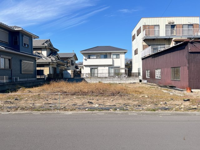 深谷市小前田　建築条件無し売地の外観