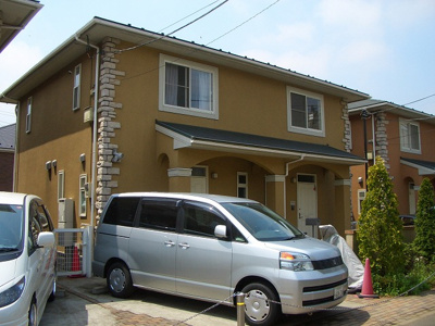 【外観】 | ミントアヴェニュＢ棟 | 南西向き　明るい外壁です