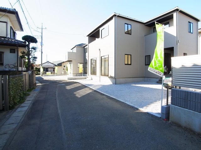 新築　高崎市貝沢町4期　2号棟の前面道路含む現地写真|現地写真　南側接道幅員約3.2ｍ