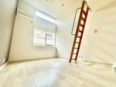 【洋室】 | シャトルコンポ