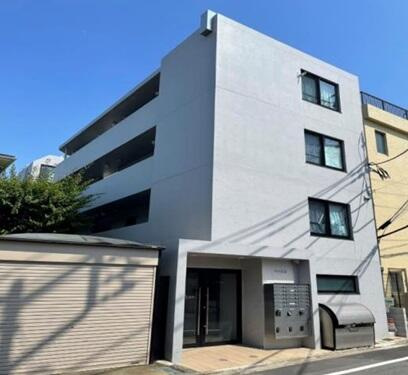 荒川区荒川１丁目の一棟マンションの外観