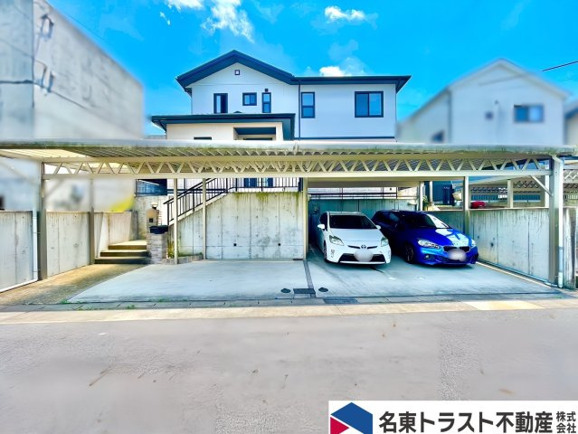 長久手市岩作三ヶ峯戸建の外観