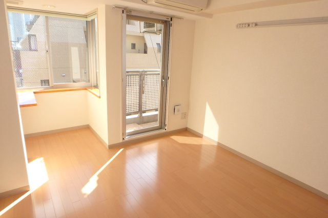 クレールジャルダンの洋室|別部屋参考写真です