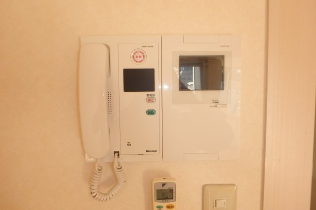 クレールジャルダンのセキュリティ|別部屋参考写真です