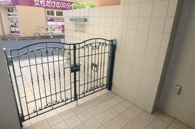 クレールジャルダンのエントランス