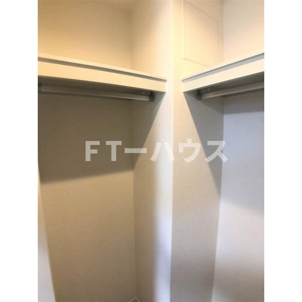 シャーメゾン幕張本郷の収納
