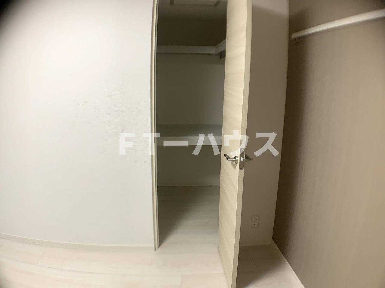 シャーメゾン幕張本郷の収納