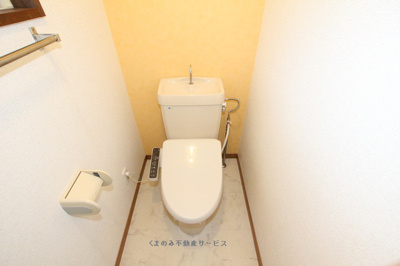 【トイレ】 | ステイタス月隈Ⅱ | 清潔感のあるトイレです
ステイタス月隈2　105号室　2022/6/17撮影