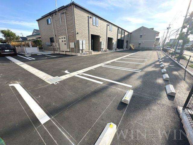 プロシードの駐車場