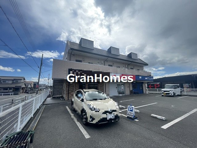 アメニティ六番館の外観