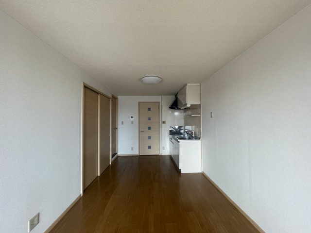 アメニティ六番館の居間・リビング