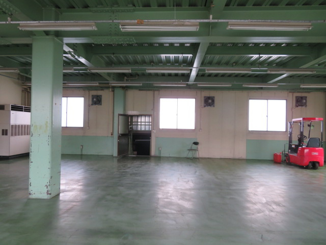 川口市東領家５丁目の倉庫の内装