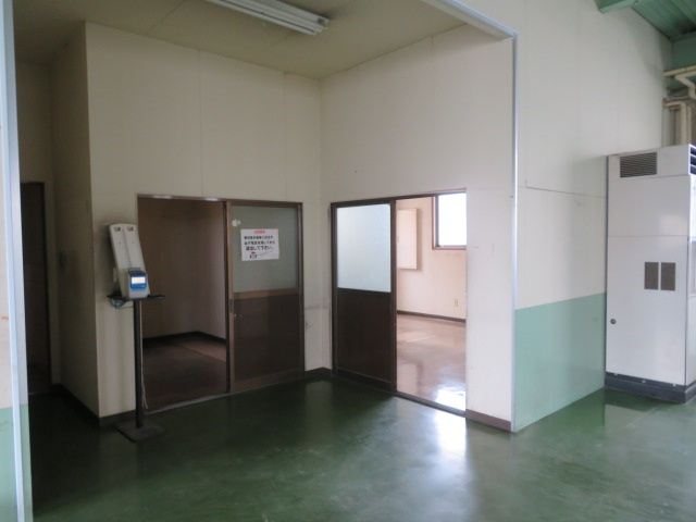 川口市東領家５丁目の倉庫の内装