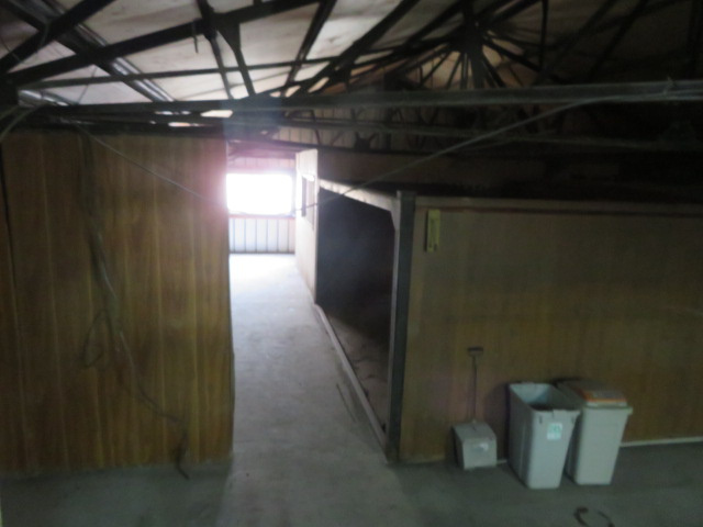川口市東領家５丁目の倉庫の内装