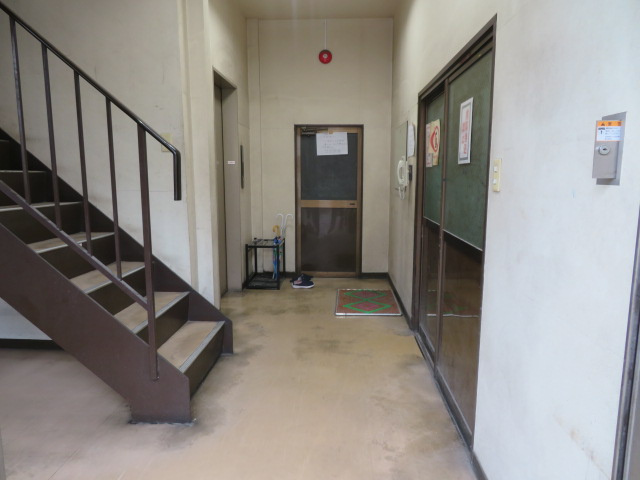 川口市東領家５丁目の倉庫の内装