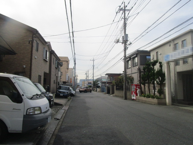 川口市東領家５丁目の倉庫の周辺