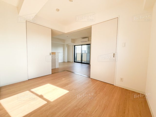 プラージュポインテ六ツ門の寝室|クローゼット付の寝室です☆