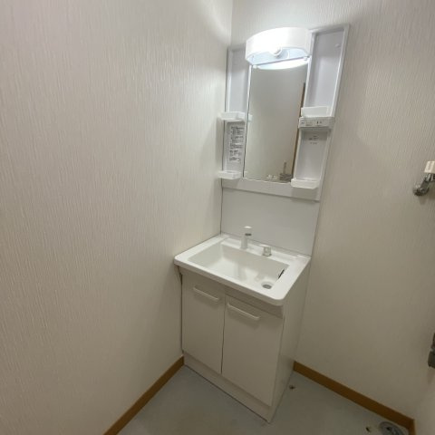 ベルシーヌ緑の洗面所|洗面所です