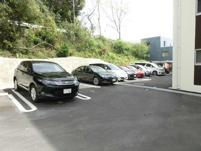 【駐車場】COLLINA山根町