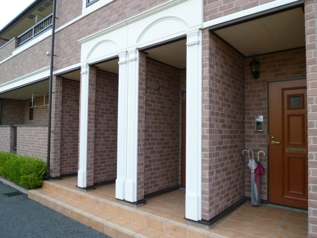 オロールＡのエントランス|清潔なエントランス♪