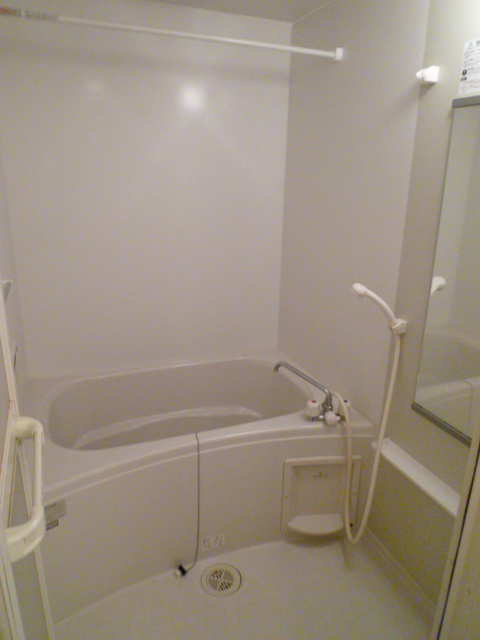 オロールＡの浴室|追い焚き・浴室乾燥機付きのお風呂です♪